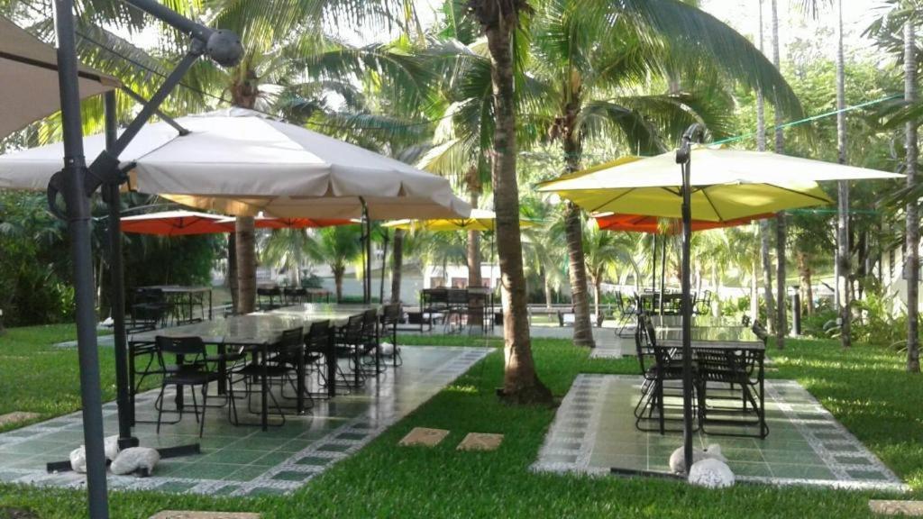 Royal Lee Resort And Spa Nai Yang Beach Extérieur photo