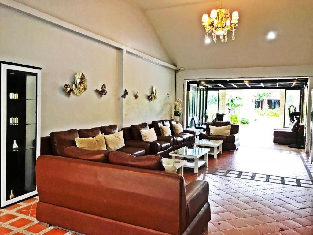 Royal Lee Resort And Spa Nai Yang Beach Extérieur photo