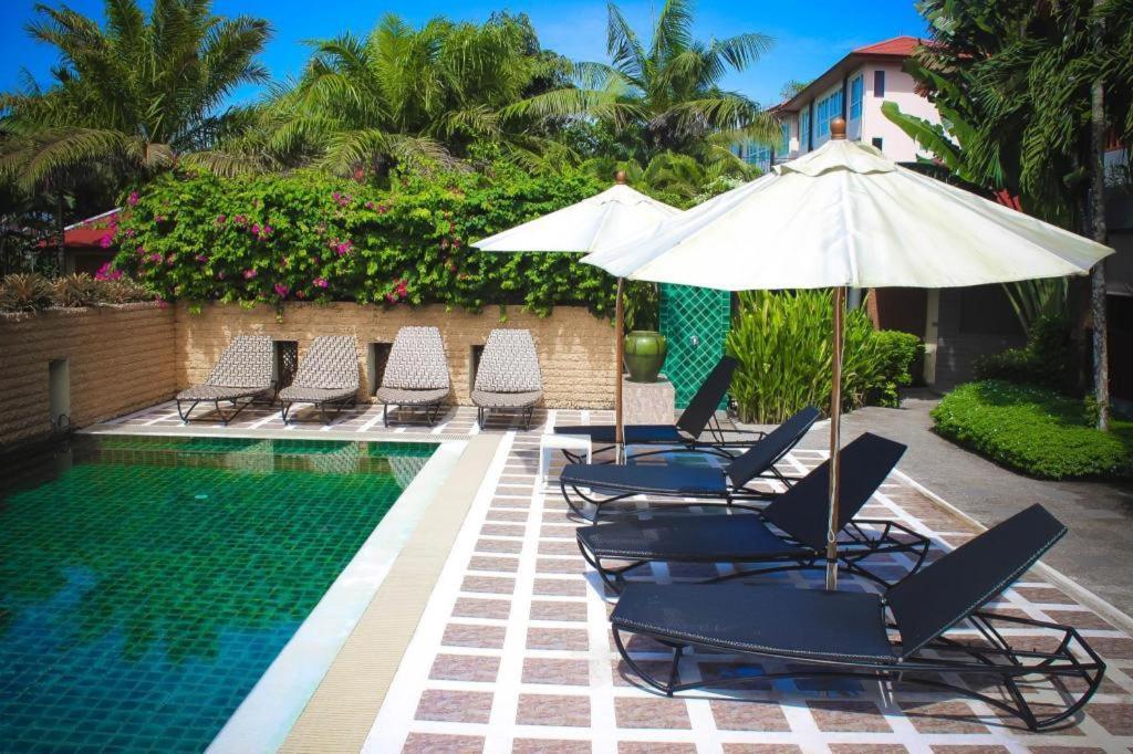 Royal Lee Resort And Spa Nai Yang Beach Extérieur photo