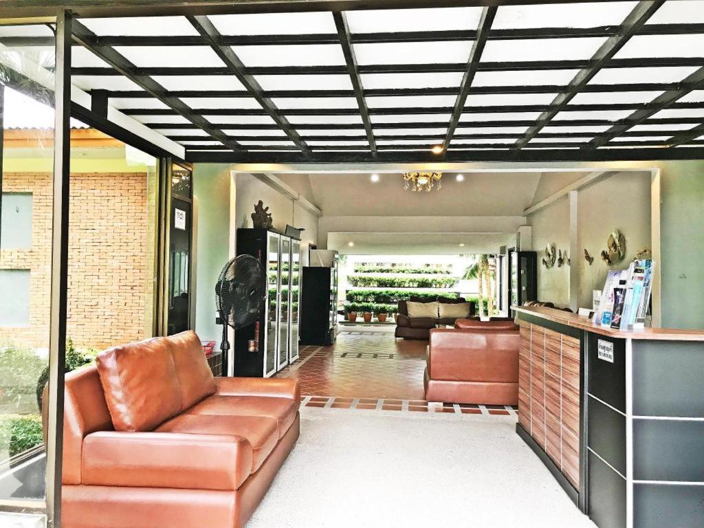 Royal Lee Resort And Spa Nai Yang Beach Extérieur photo