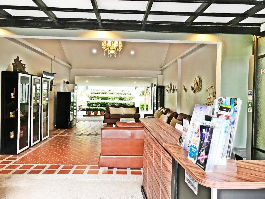 Royal Lee Resort And Spa Nai Yang Beach Extérieur photo