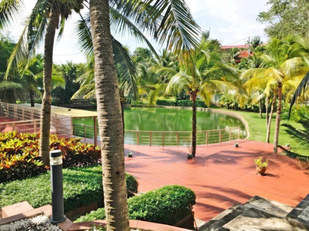 Royal Lee Resort And Spa Nai Yang Beach Extérieur photo