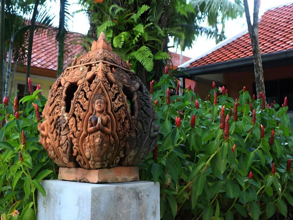 Royal Lee Resort And Spa Nai Yang Beach Extérieur photo